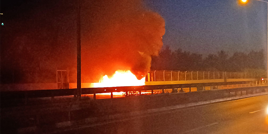 Kermiya yolunda araç yandı