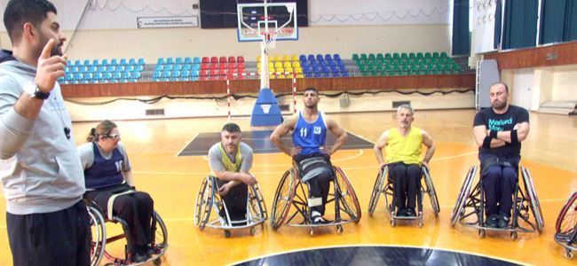 Önce İzmir sonra Fransa