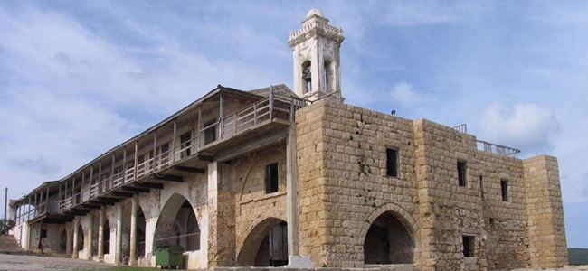 Apostolos Andreas Manastırı için beş teklif