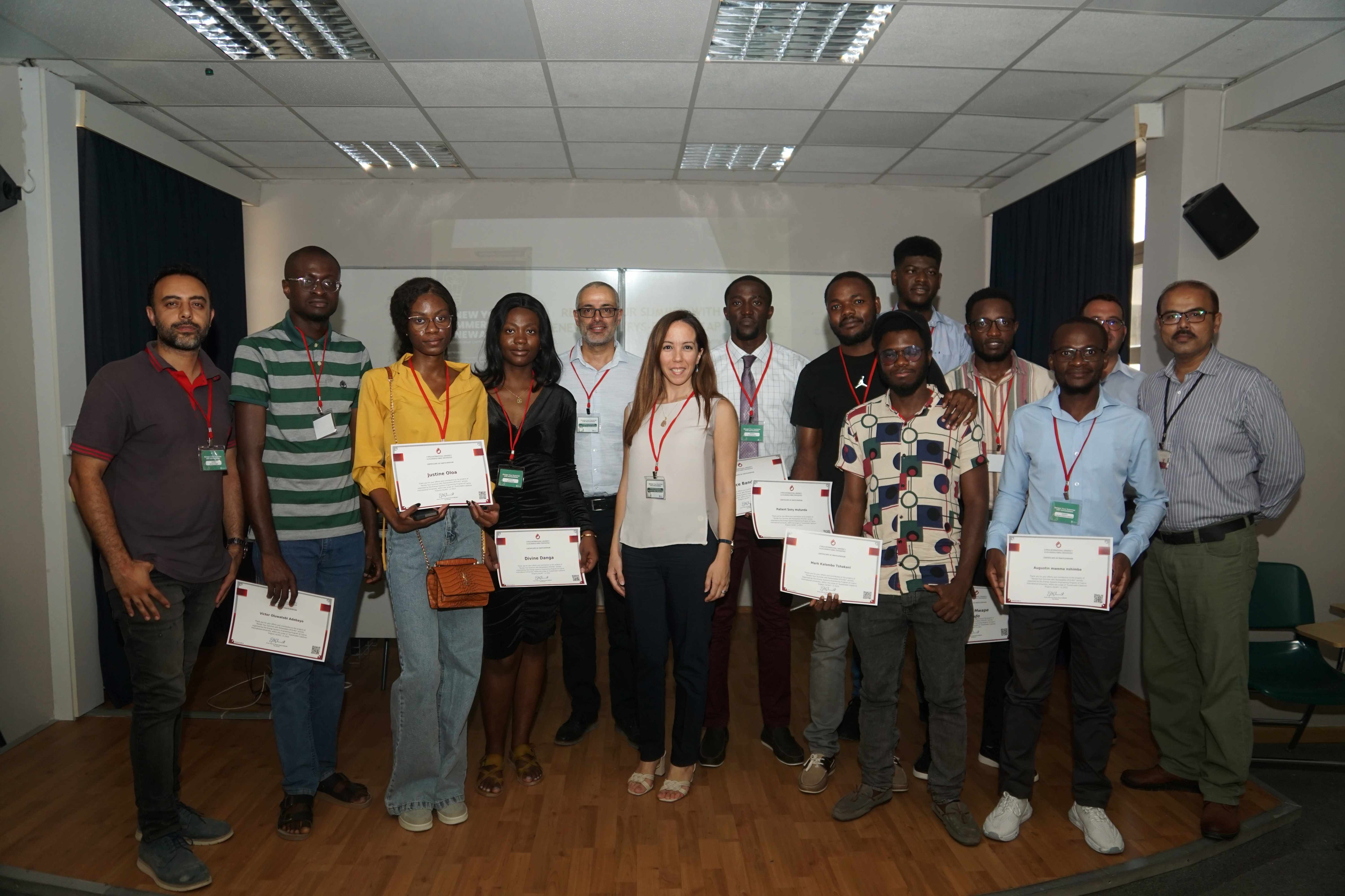 UKÜ “Yenilenebilir Enerji ile Yazını Yenile” aktivitesine katılan öğrencilere sertifikaları verildi
