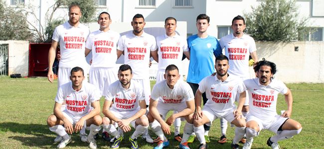 Gönyeli zirvede yalnız