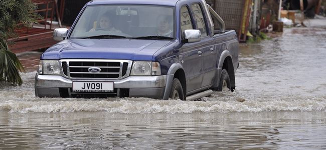 YAĞMUR SEVİNDİRMEDİ