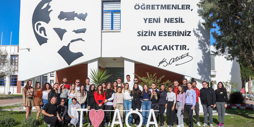 Turkcell Akademi’den Atatürk Öğretmen Akademisi’ne uzanan eğitim
