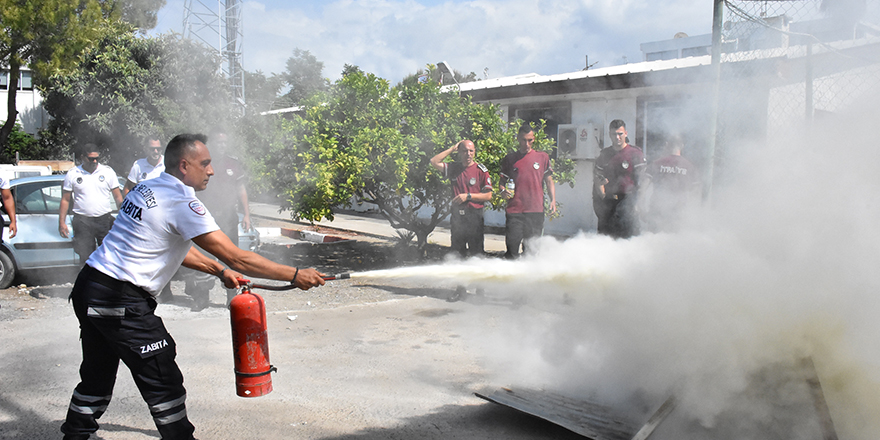 Girne zabıta birimleri ilk yardım eğitimlerini tamamladı