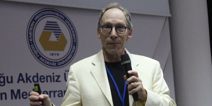 Teorik Fizikçi ve Kozmolog Prof. Dr. Krauss DAÜ’de seminer verdi