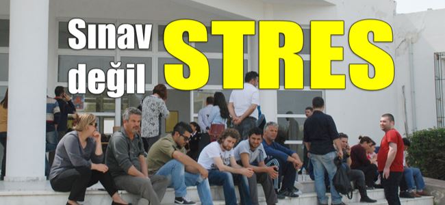 Gençler içeride, aileler dışarıda TERLEDİ