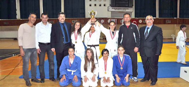 Judoda şampiyonlar belirlendi