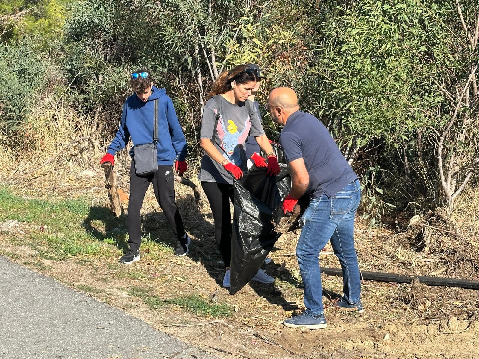 Çatalköy-Esentepe bölgesinde çevre temizliği yapıldı