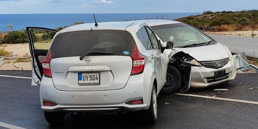 Alkollü sürücü virajı alamadı, yolun sağına geçip karşıdan gelen araca çarptı