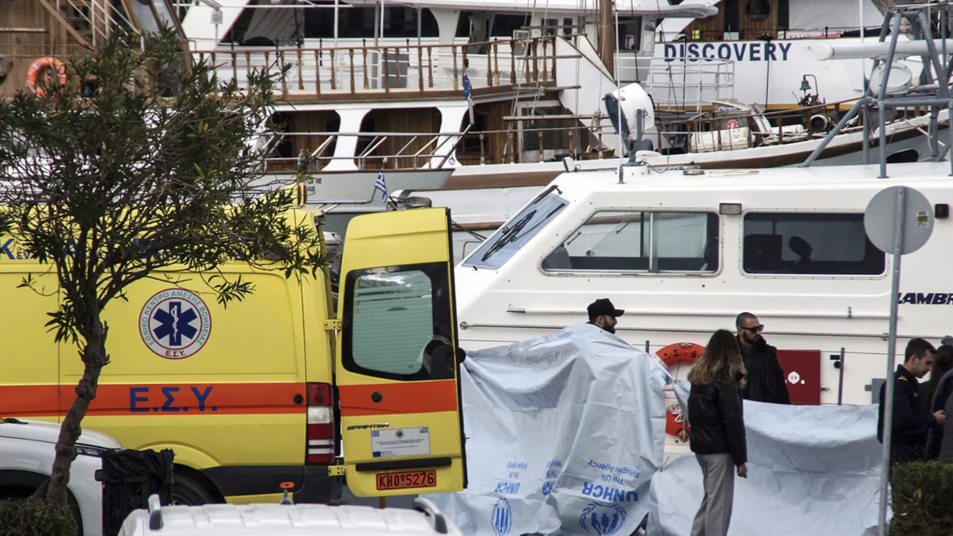 Rodos Adası yakınlarında göçmenleri taşıyan tekne alabora oldu: 8 kişi hayatını kaybetti