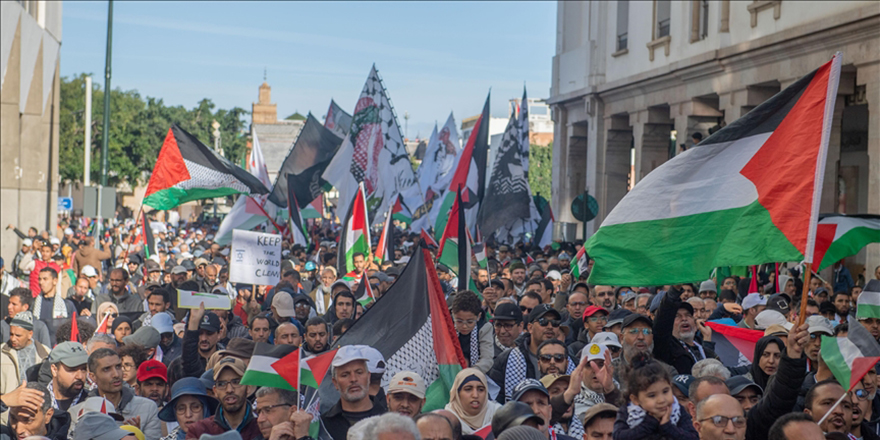 İsrail'in Gazze'deki soykırımı protesto edildi