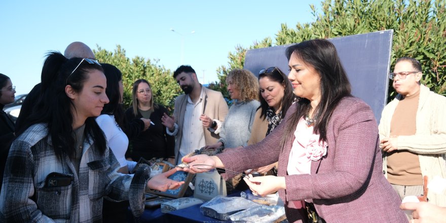 KAÜ ve Lefke Yardım ve Halk Derneği’nden çocuklar yararına kermes