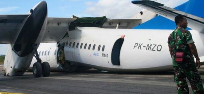 Küçük uçak düştü, 2 kişi öldü, 5 kişi kurtuldu