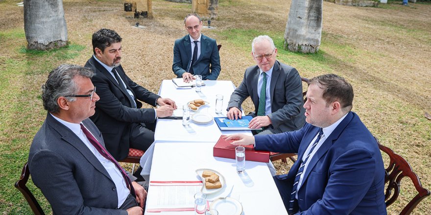 Erhürman ile Doughty görüştü