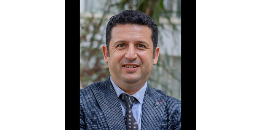 DAÜ Fizik ve Kimya Bölümleri Başkanı Prof. Dr. İzzet Sakallı’ya Kanada’dan üçüncü kez “Üstün Hakem” ödülü