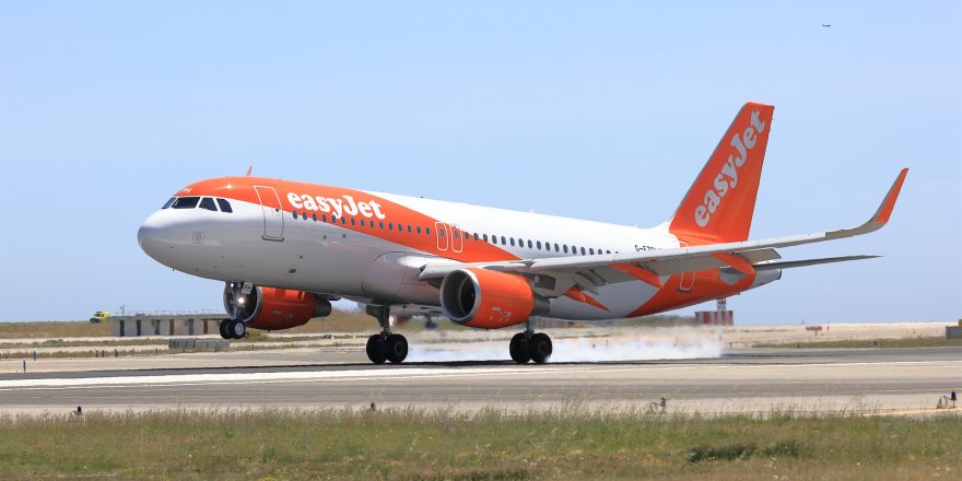 Baf’tan kalkan uçak Türkiye'ye acil iniş yaptı