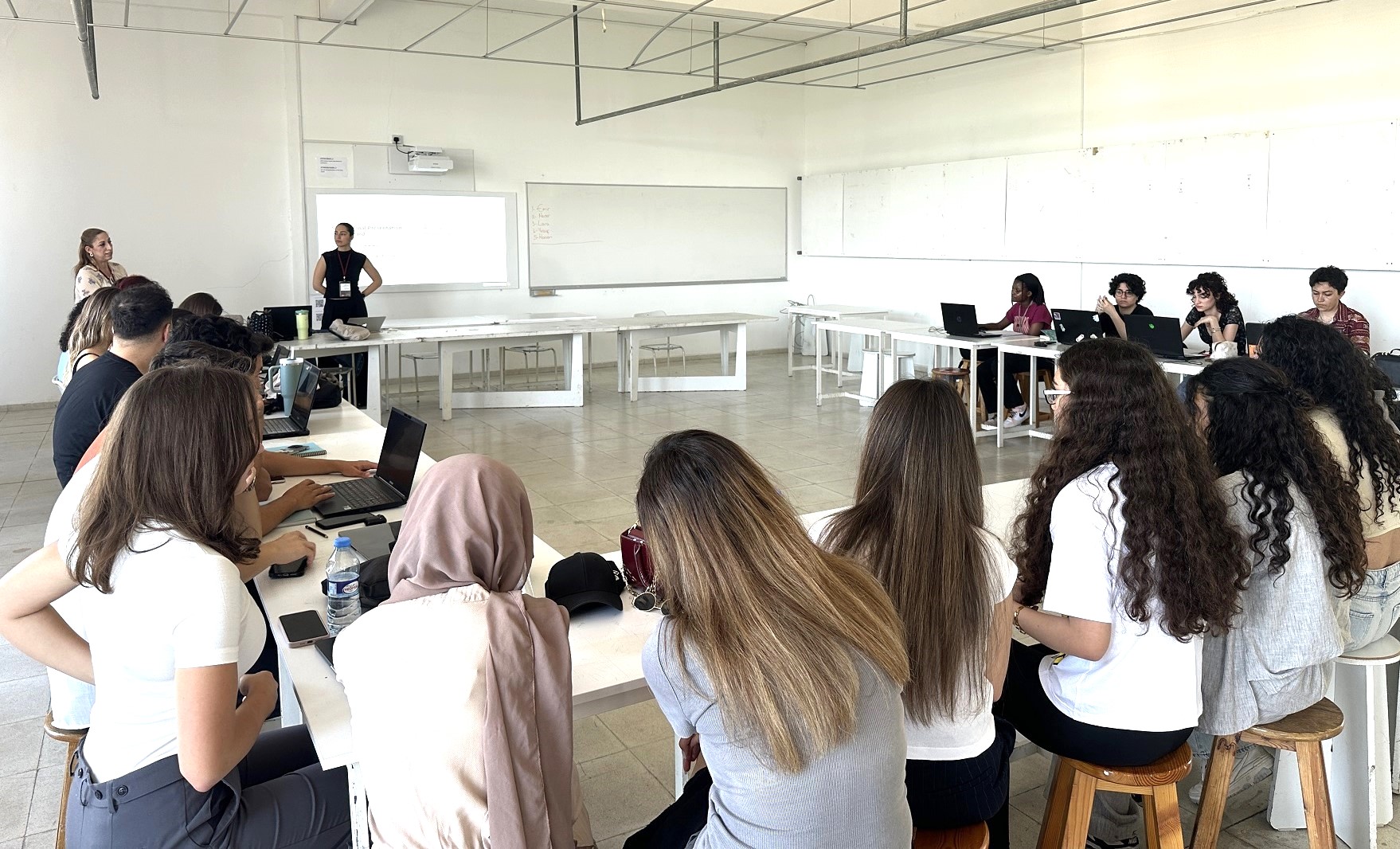 DAÜ Mimarlık Fakültesi, Dünya İç Mimarlar Günü’nü kutladı