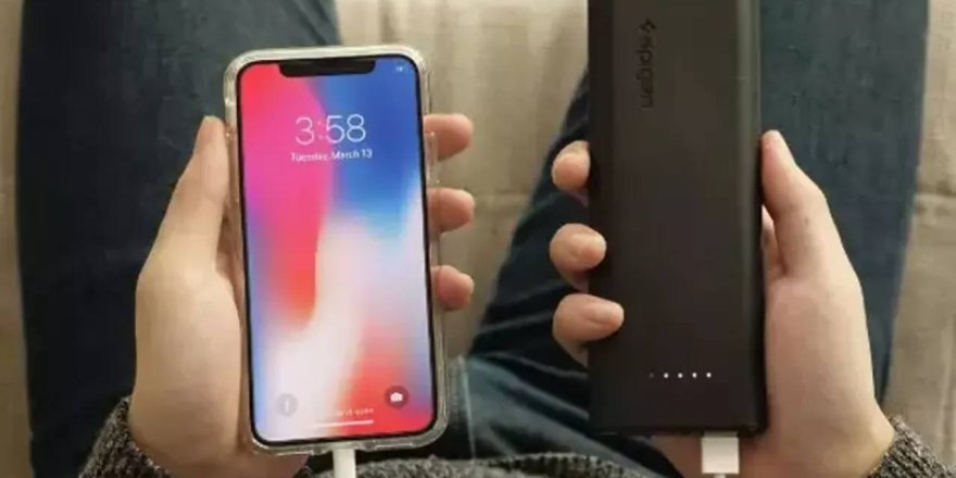 Çin’de uçak yolcularına powerbank yasağı getirildi