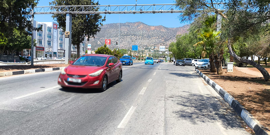 Ağırdağ ve Dikmen kavşaklarına kurulan trafik akıllı sinyalizasyon sistemi hizmette