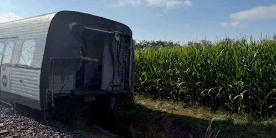 Danimarka'da tren raydan çıktı: 1 kişi hayatını kaybetti, 27 yaralı