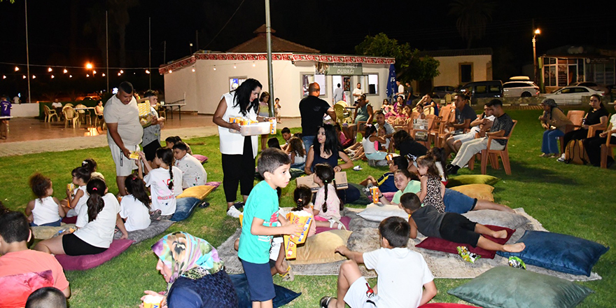 Mesarya Belediyesi’nin organize ettiği “Açık Hava Sinema Geceleri” başladı