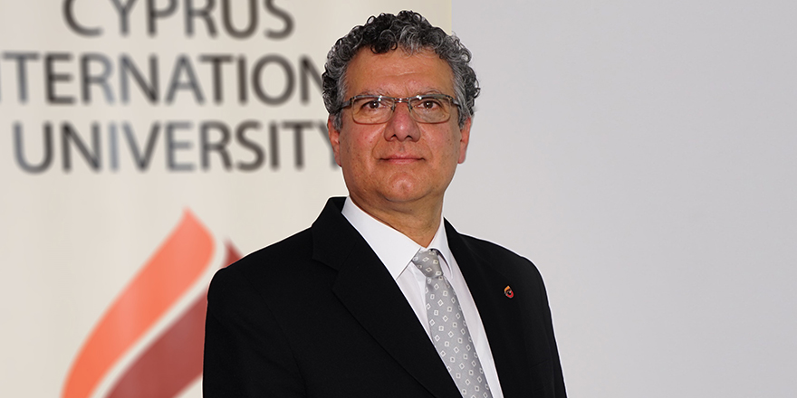 “Deli Dana ile mücadele yalnızca tıbbı değil onun kadar veterinerlik alanı ile de ilgilidir”