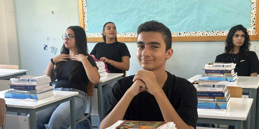 Güneyde bugün yaklaşık 47 bin orta eğitim öğrencisi ders başı yaptı