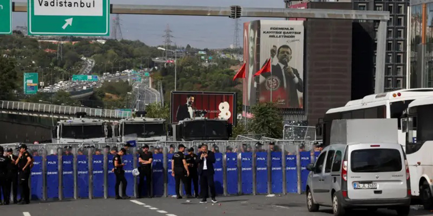 CHP, İstanbul İl Başkanlığı'nı Bahçelievler'e taşıdı