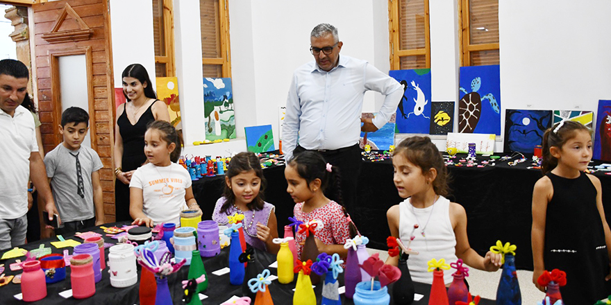 Mesarya Belediyesi Yaz Atölyeleri Sergisi ilgiyle açıldı