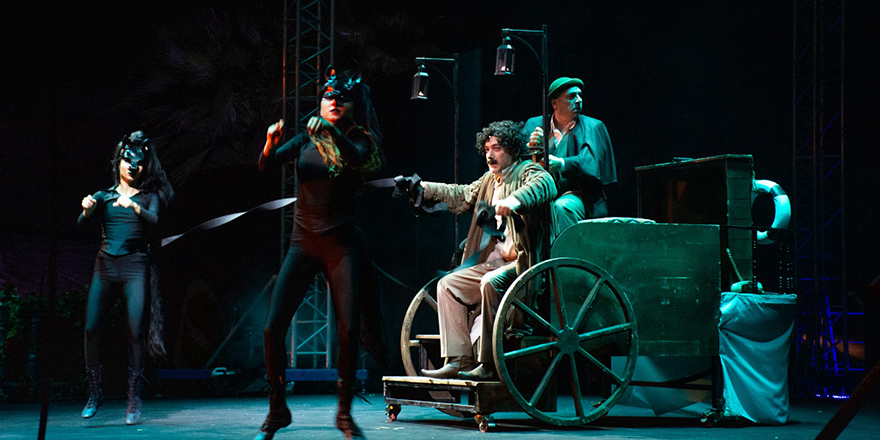 “Dracula – Bir Dehşet Komedisi” ayakta alkışlandı