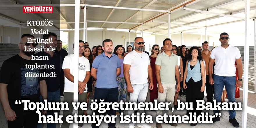 Toplum ve öğretmenler, bu Bakanı  hak etmiyor istifa etmelidir”