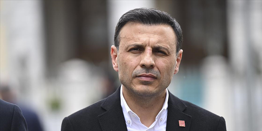 Özgür Çelik İstanbul'da yeniden il başkanı seçildi