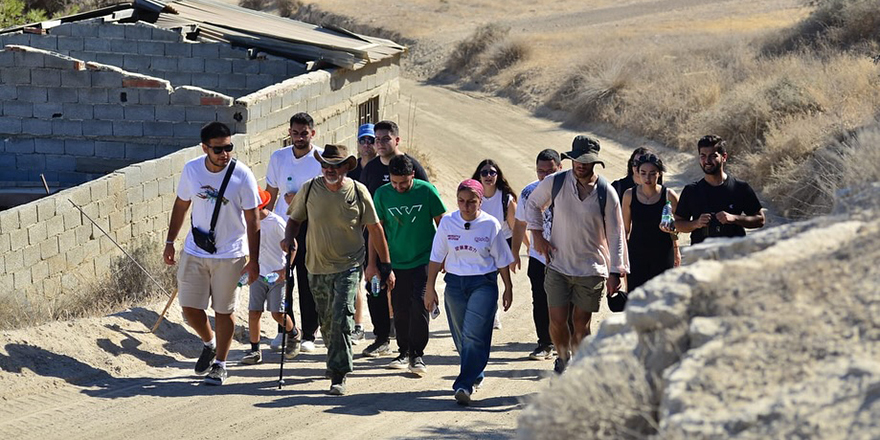 Lefke’de “Yavaş Yürüyüş” etkinliğiyle doğaya ve sağlıklı yaşama adım atıldı