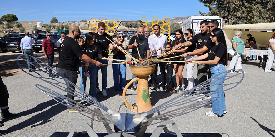 4. Bal Festivali, Topçuköy’de yapıldı
