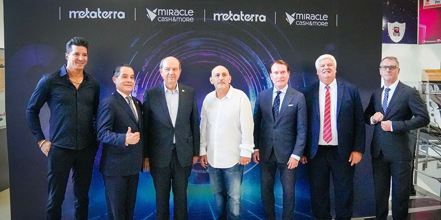 Küresel Blockchain liderleri Yakın Doğu Üniversitesi’nde buluştu