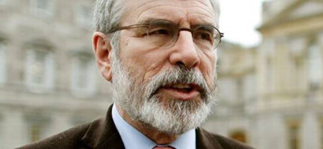 Gerry Adams serbest bırakıldı