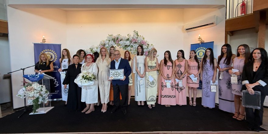 Nilden Bektaş Erhürman, Cumhuriyet Defilesi’ne katıldı