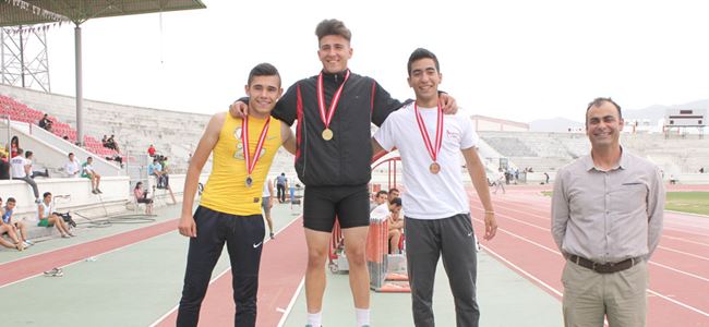 İlk günün lideri Kurtuluş