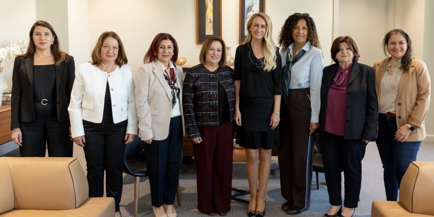 Nilden Bektaş Erhürman, Girne Emekçi Kadınlar Kooperatifi yönetimi ve üyeleri ile bir araya geldi