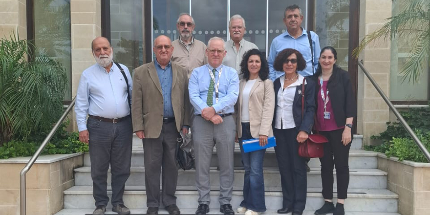 İki Toplumlu Barış İnisiyatifi heyeti, Birleşik Krallık Yüksek Komiseri ile görüştü