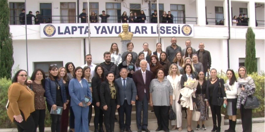 Ediz Hun’dan Lapta Yavuzlar Lisesi’ne Öğretmenler Günü ziyareti