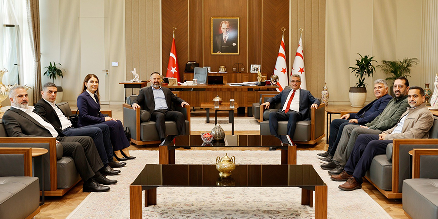 Erhürman, KİEF heyetini kabul etti