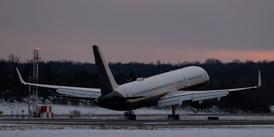 ABD basını: Maduro ve eşini taşıyan uçak New York'a indi