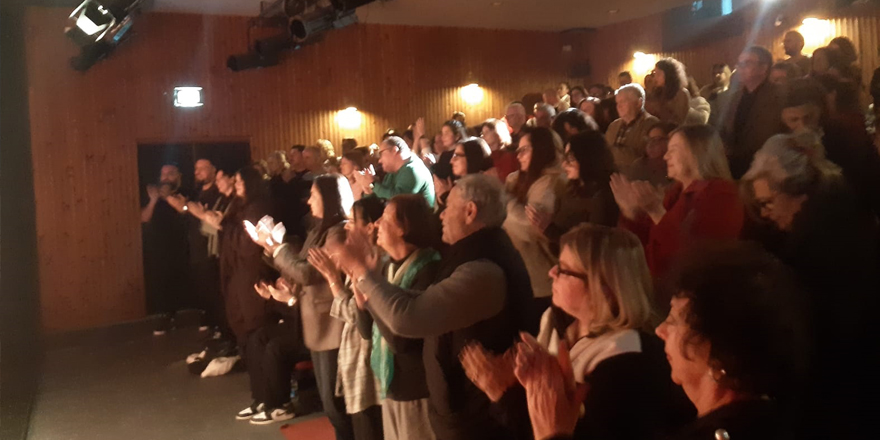 Lefkoşa Belediye Tiyatrosu’ndan EKTAM Emekçileri ve Tıp-İş’e anlamlı destek