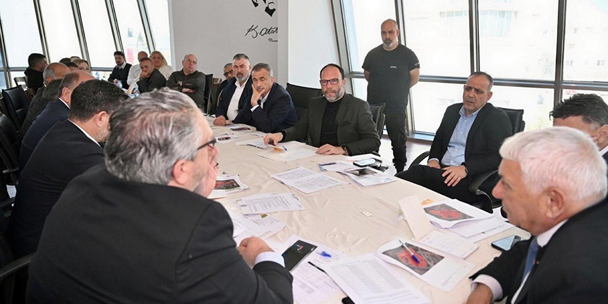 Gönyeli Alayköy Belediyesi’nde “Başıboş Sokak Köpekleri” konusunda toplantı yapıldı