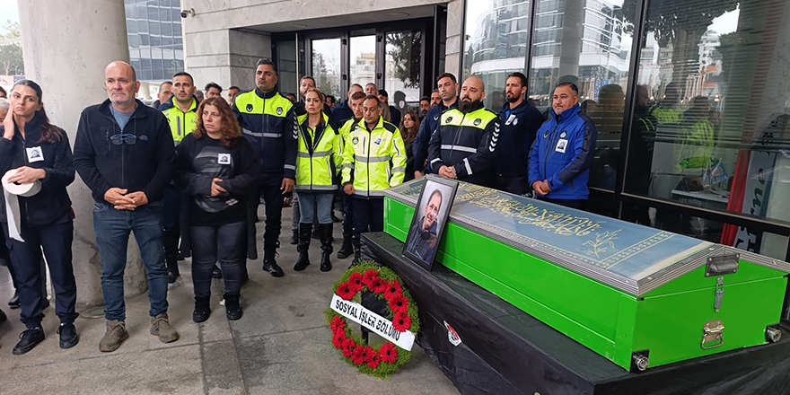 Musa Mavideniz için Girne Belediyesi'nde tören düzenlendi
