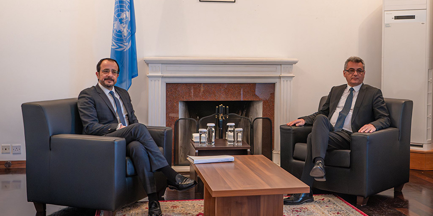 Liderler görüşmesi başladı