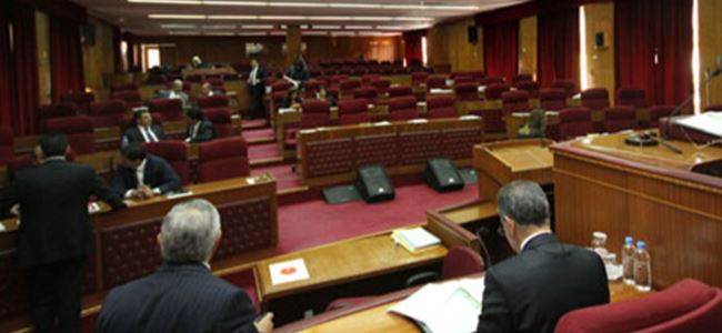 “Kamu Görevlileri” komitede görüşüldü