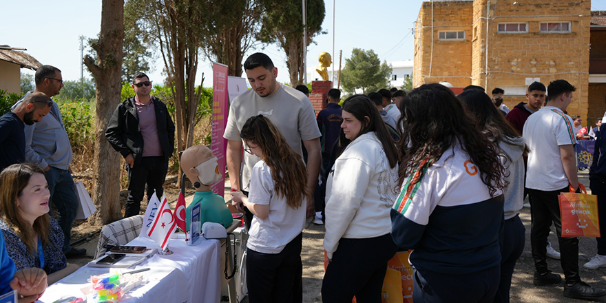 KSTÜ 1. Burs ve Giriş Sınavı 16 Mayıs’ta yapılacak