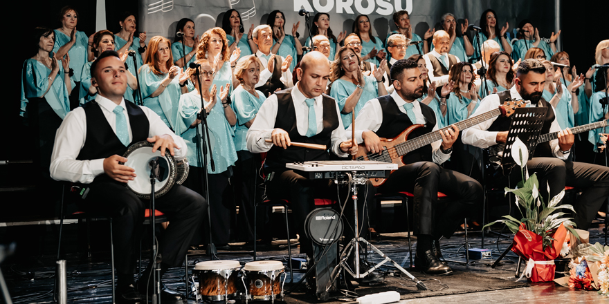 DAB Altın Kalpler Korosu, korist üyelerinden Özen anısına konser verdi
